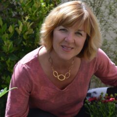 Jodie Cook Bio Photosmall (1)